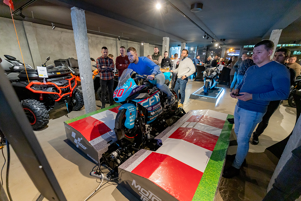 moto challenge cfmoto