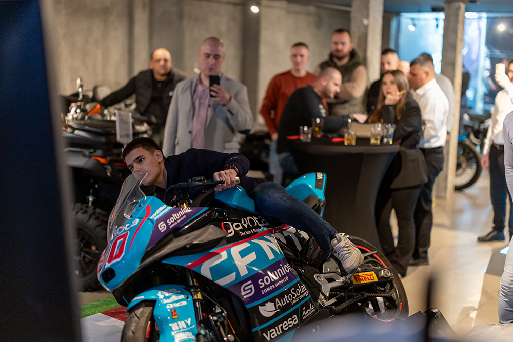 moto challenge cfmoto